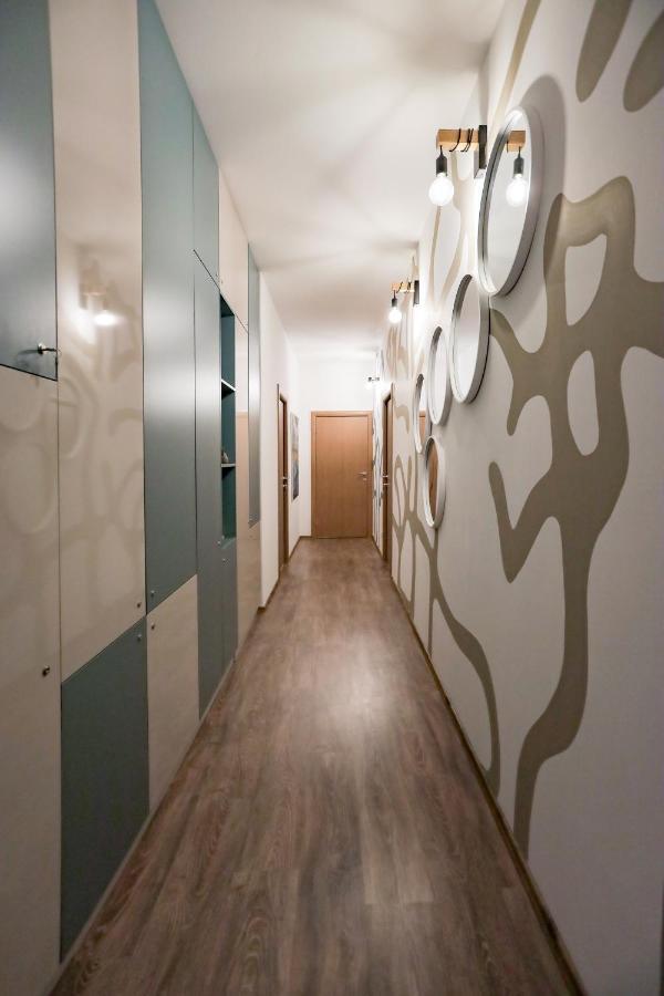 Different Apartments Ниш Екстер'єр фото