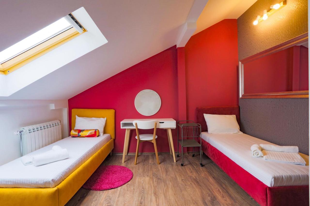 Different Apartments Ниш Екстер'єр фото