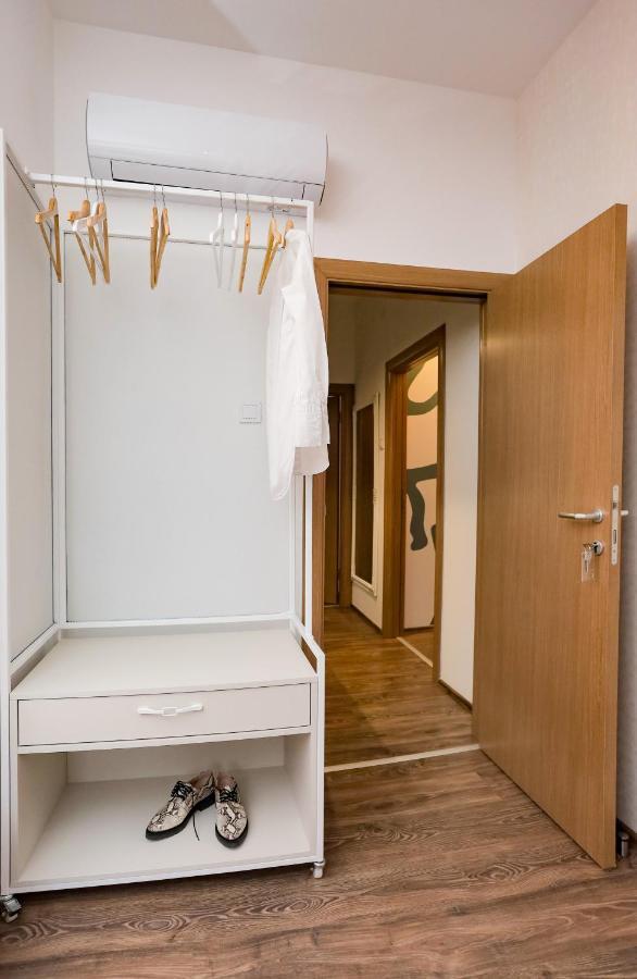Different Apartments Ниш Екстер'єр фото