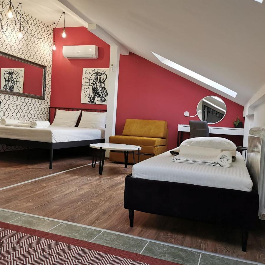 Different Apartments Ниш Екстер'єр фото