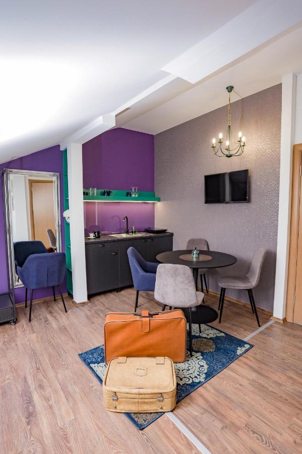 Different Apartments Ниш Екстер'єр фото