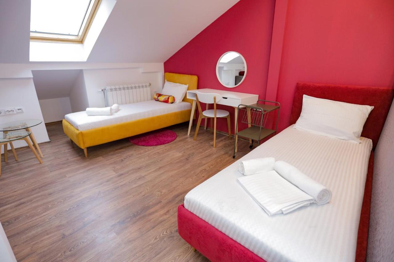 Different Apartments Ниш Екстер'єр фото