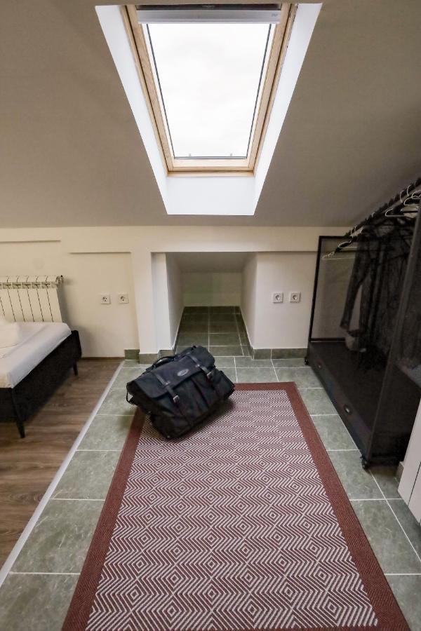 Different Apartments Ниш Екстер'єр фото