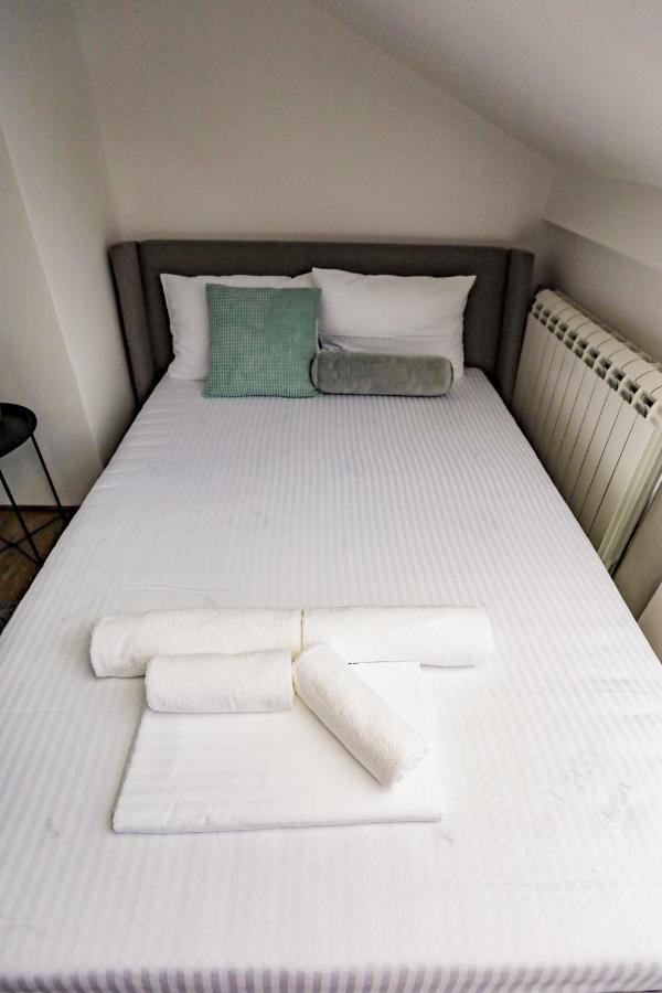 Different Apartments Ниш Екстер'єр фото