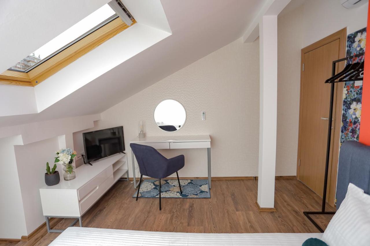 Different Apartments Ниш Екстер'єр фото